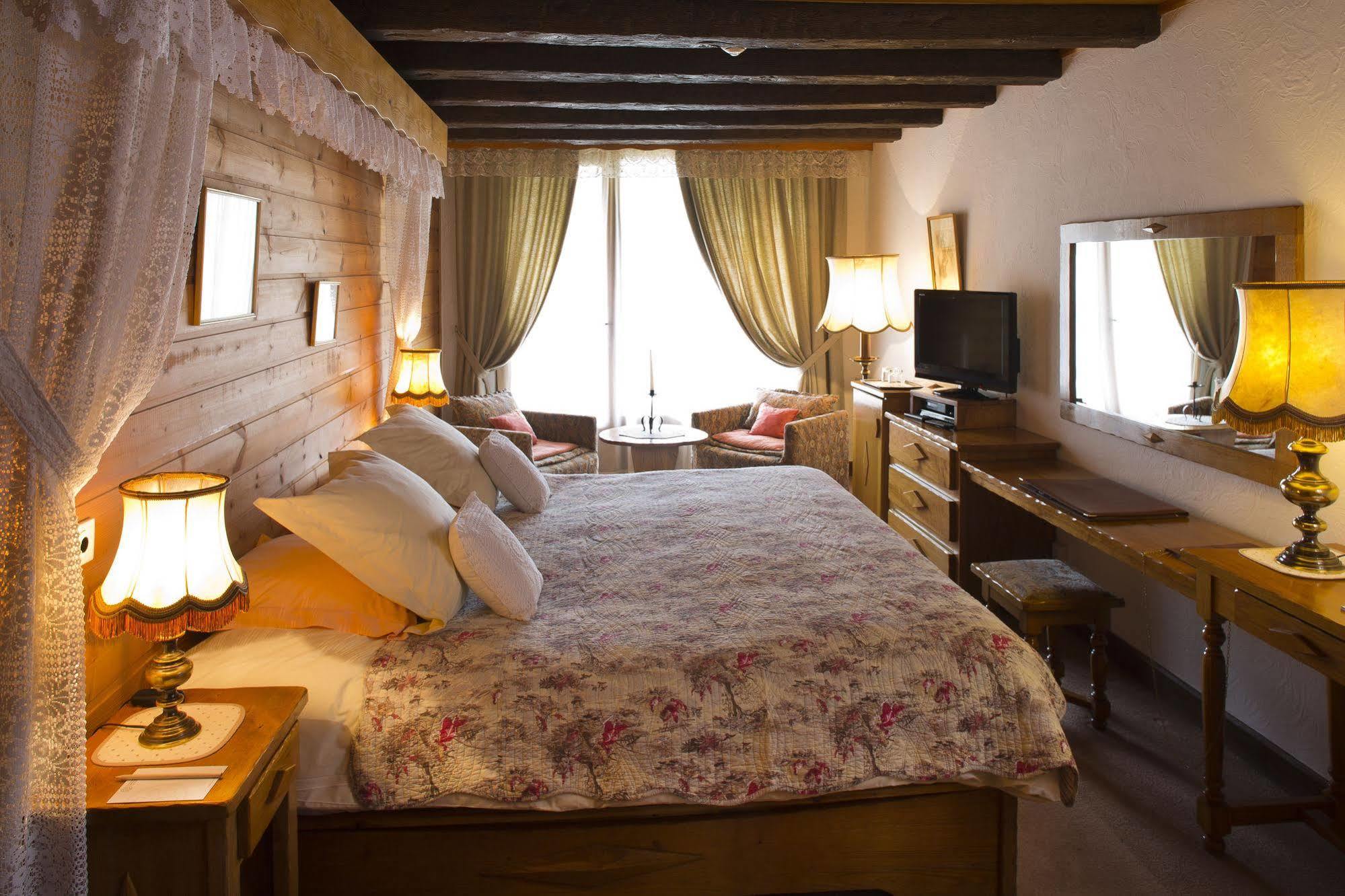 L'Auberge du Choucas Le Monêtier-les-Bains Extérieur photo